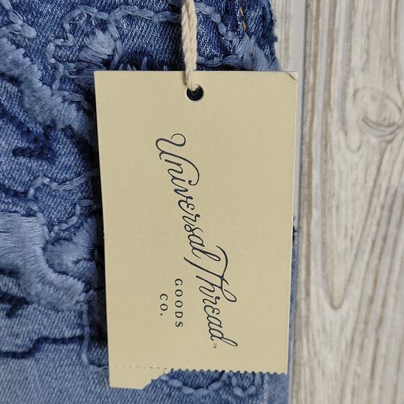 Universal Thread Shortie Shorts, Jean Shorts 2.5" Inseam, Embossed, NWT= - Picture 2 of 12